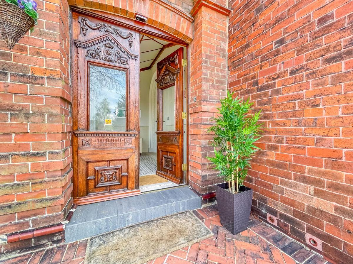 *Re9Bc* For Your Most Relaxed & Cosy Stay + Free Parking + Free Fast Wifi * Leeds  Bagian luar foto